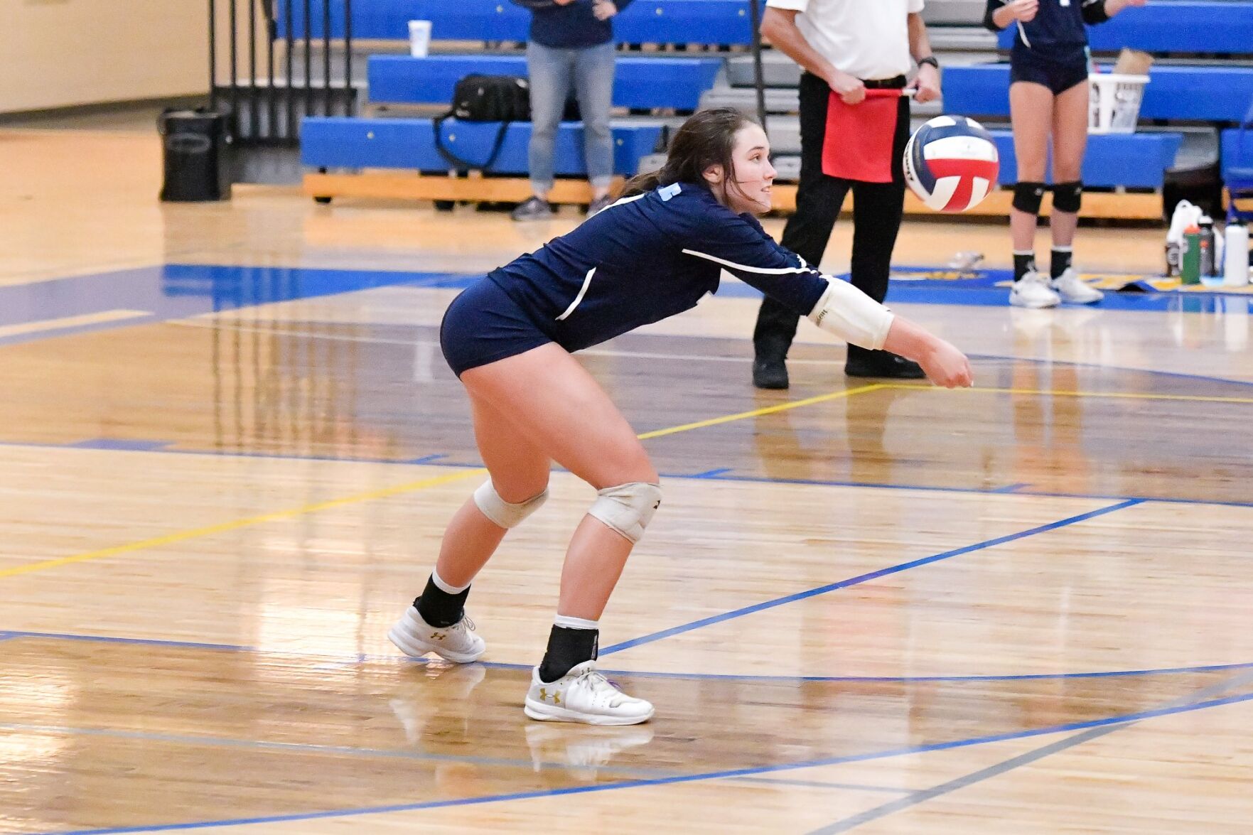 10/31/20 - Girls Volleyball - C5 quarter - Francis Howell vs St. Dominic
